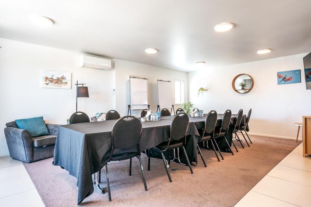 Onetangi Beach Apartments Extérieur photo