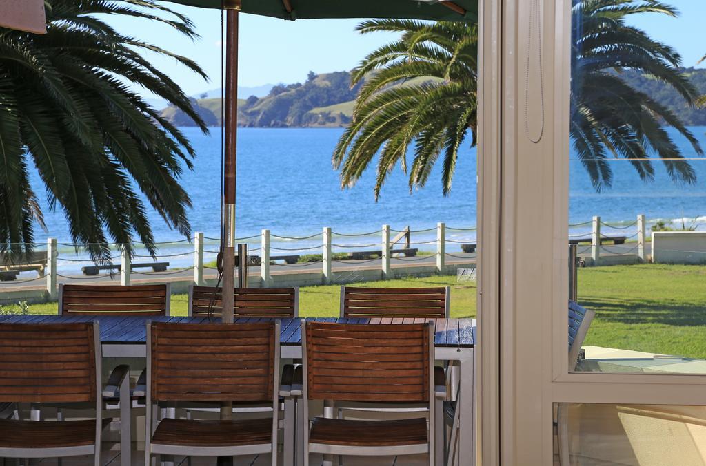 Onetangi Beach Apartments Extérieur photo